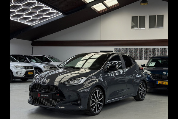 Toyota Yaris 1.5 Hybrid 130 GR SPORT HuD CarPlay Camera