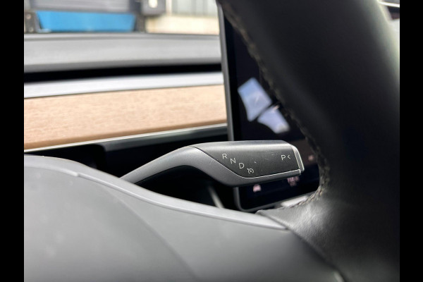 Tesla Model 3 Standard RWD Plus 60 kWh | SOH: 89,6% | No Export |  Trekhaak | Autopilot | Leder | Camera |