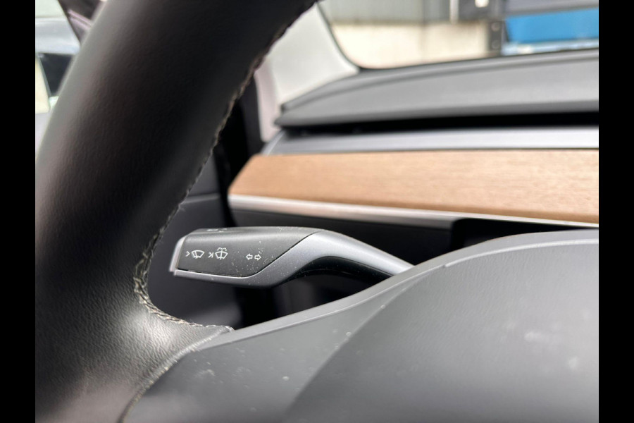 Tesla Model 3 Standard RWD Plus 60 kWh | SOH: 89,6% | No Export |  Trekhaak | Autopilot | Leder | Camera |