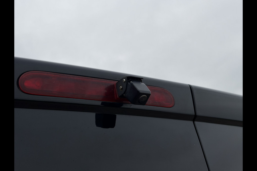 Peugeot Expert 231L 2.0 BlueHDI 120 Premium Pack Zomerwielset op LMV | Dual-Zone Climate Control | Binnenspiegel d.m.v. Camera | Apple Carplay