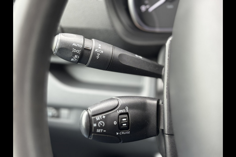 Peugeot Expert 231L 2.0 BlueHDI 120 Premium Pack Zomerwielset op LMV | Dual-Zone Climate Control | Binnenspiegel d.m.v. Camera | Apple Carplay
