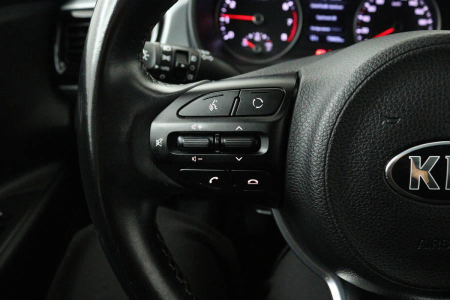Kia Rio 1.0 TGDI DynamicPlusLine (ACHTERUITRIJCAMERA, CARPLAY, NAVIGATIE, CRUISE CONTROL, LANE-ASSIST)