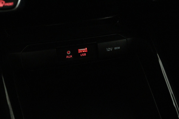 Kia Rio 1.0 TGDI DynamicPlusLine (ACHTERUITRIJCAMERA, CARPLAY, NAVIGATIE, CRUISE CONTROL, LANE-ASSIST)