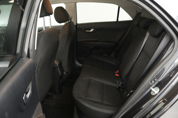 Kia Rio 1.0 TGDI DynamicPlusLine (ACHTERUITRIJCAMERA, CARPLAY, NAVIGATIE, CRUISE CONTROL, LANE-ASSIST)
