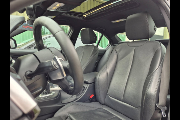 BMW 3-serie 330i M Sport Apple Pano CarPlay 360 Camera H&K 100% Dealer onderhouden 19inch M 330i High Executive