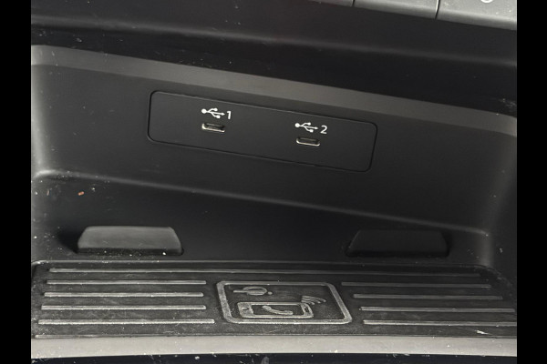 Audi A3 Limousine 30 TFSI S edition, 2 X S- LINE,matrix led, daytona grijs, 1 e eigenaar, 1/2 leder, 's, NL auto nap