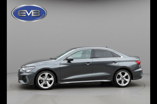 Audi A3 Limousine 30 TFSI S edition, 2 X S- LINE,matrix led, daytona grijs, 1 e eigenaar, 1/2 leder, 's, NL auto nap