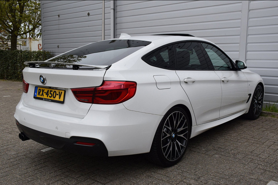 BMW 3-serie Gran Turismo 320i Corporate Lease High Executive*M-Pakket*Pano*HUD*H&K*Keyless*Trekhaak*Enz