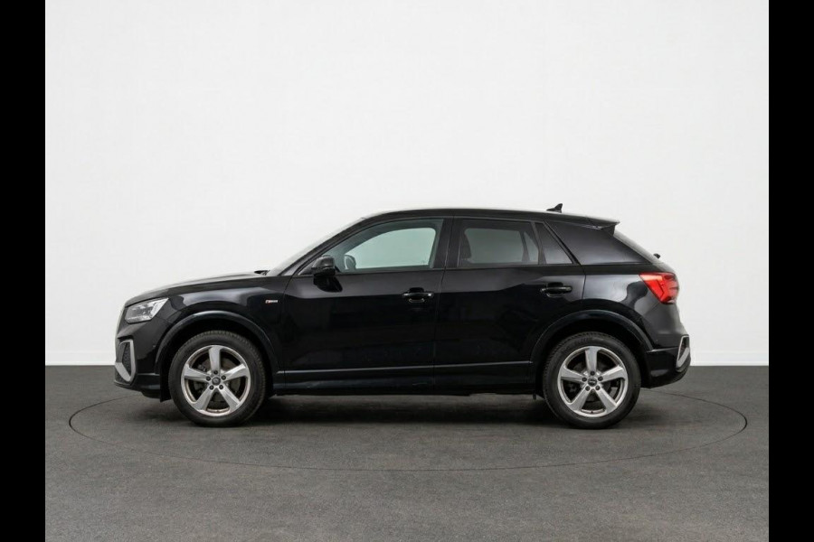 Audi Q2 S edition 35 TFSI 150 pk 7 vers | Assistentiepakket parking | Stoelverwarming voorin | Privacy glas | S line-bumpers contrastkleur |