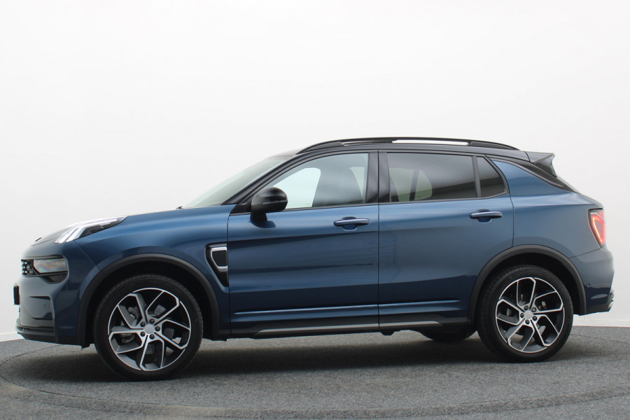 Lynk & Co 01 1.5 Plug-in Hybrid 360° Camera, Panoramadak, Zwarte hemel, ACC, Keyless, PDC, LED, 20''