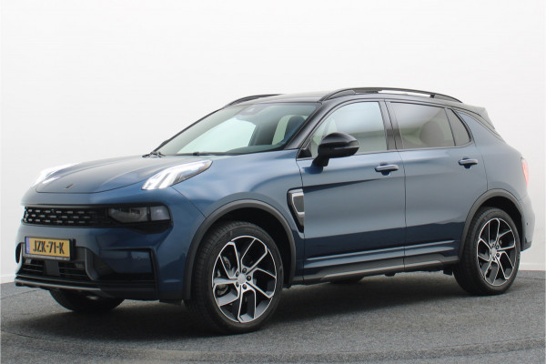 Lynk & Co 01 1.5 Plug-in Hybrid 360° Camera, Panoramadak, Zwarte hemel, ACC, Keyless, PDC, LED, 20''