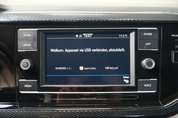 Volkswagen Taigo 1.0 TSI Life - N.A.P. Airco, Cruise, PDC, Carplay, Virtual Display.