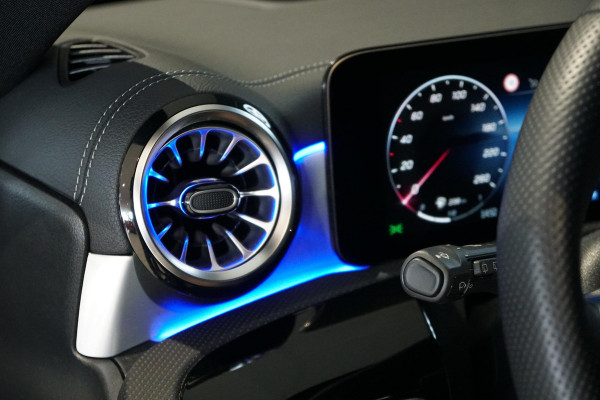 Mercedes-Benz CLA-Klasse Shooting Brake AMG *FACELIFT* + BURMESTER / 360° / HEAD-UP / MEMORY