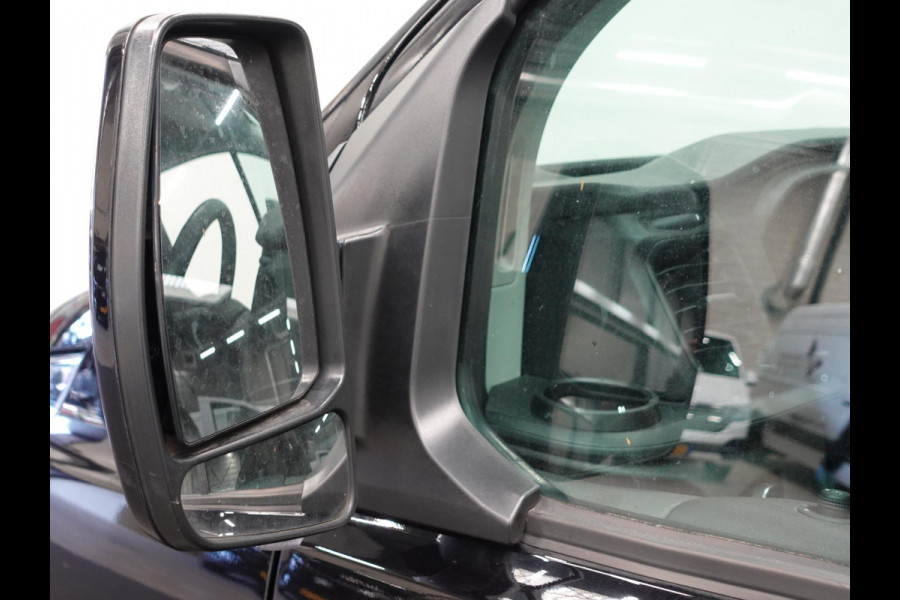 Ford Transit Custom 300 2.0 TDCI L2H1 Trend Automaat Airco Navi Cruisecontrol Camera Parkeersensoren Trekhaak