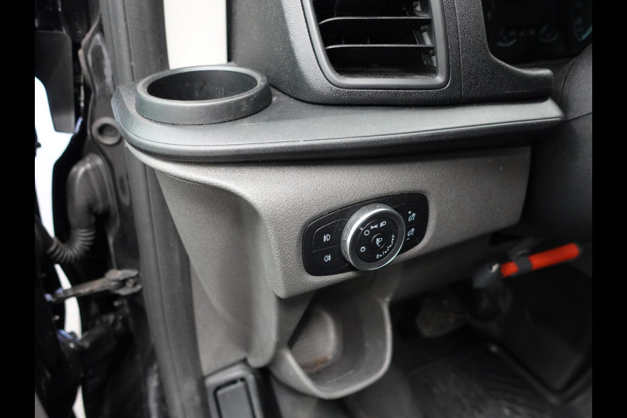 Ford Transit Custom 300 2.0 TDCI L2H1 Trend Automaat Airco Navi Cruisecontrol Camera Parkeersensoren Trekhaak