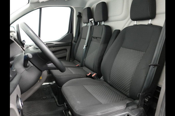 Ford Transit Custom 300 2.0 TDCI L2H1 Trend Automaat Airco Navi Cruisecontrol Camera Parkeersensoren Trekhaak