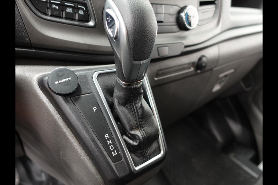 Ford Transit Custom 300 2.0 TDCI L2H1 Trend Automaat Airco Navi Cruisecontrol Camera Parkeersensoren Trekhaak