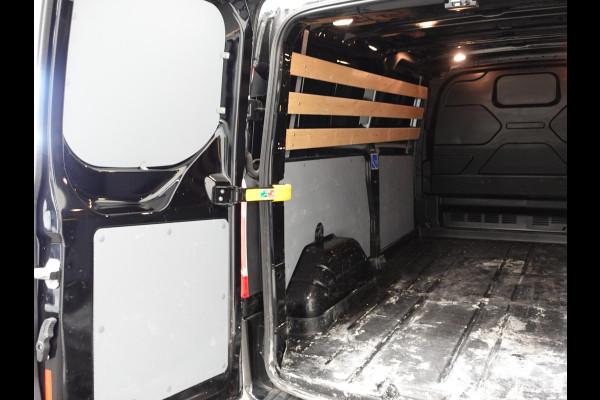 Ford Transit Custom 300 2.0 TDCI L2H1 Trend Automaat Airco Navi Cruisecontrol Camera Parkeersensoren Trekhaak