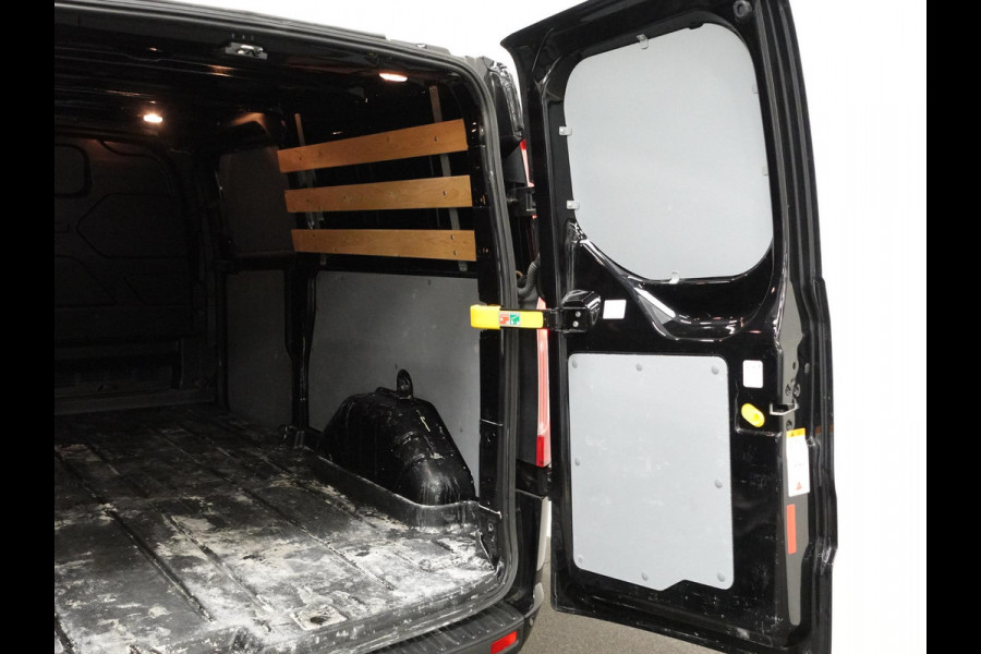 Ford Transit Custom 300 2.0 TDCI L2H1 Trend Automaat Airco Navi Cruisecontrol Camera Parkeersensoren Trekhaak