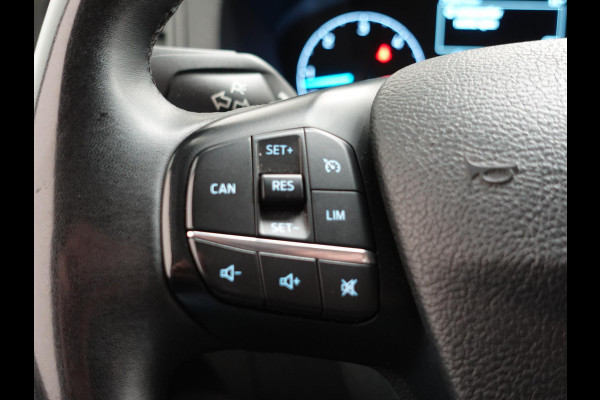Ford Transit Custom 300 2.0 TDCI L2H1 Trend Dubbele Cabine Airco Cruise Control Bluetooth Navi Trekhaak