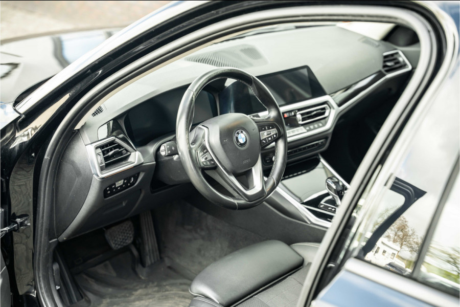 BMW 3 Serie Touring 330e High Executive