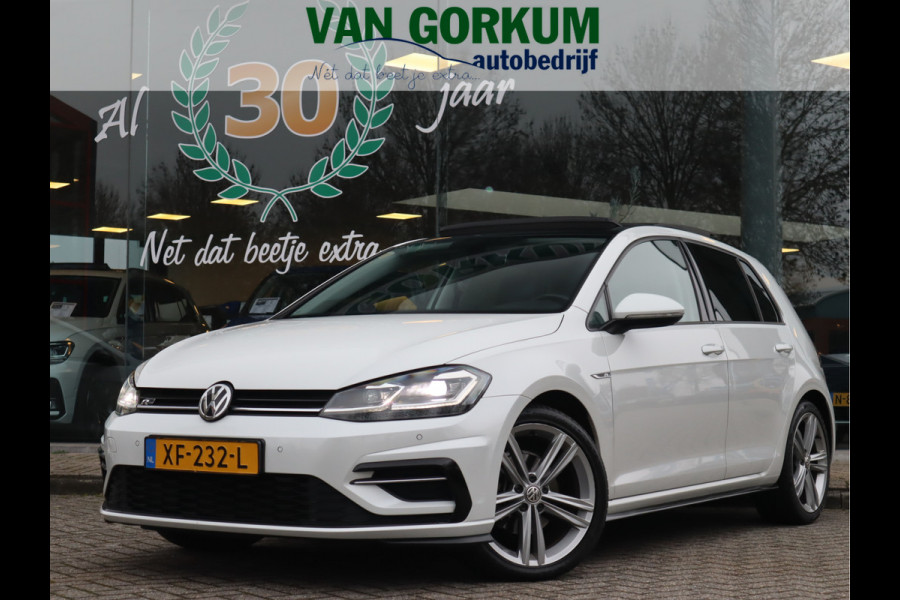 Volkswagen Golf 1.5 TSI Highline Pano / Navi / Elekramen / R-Line / Climate / Led Dealeronderhouden