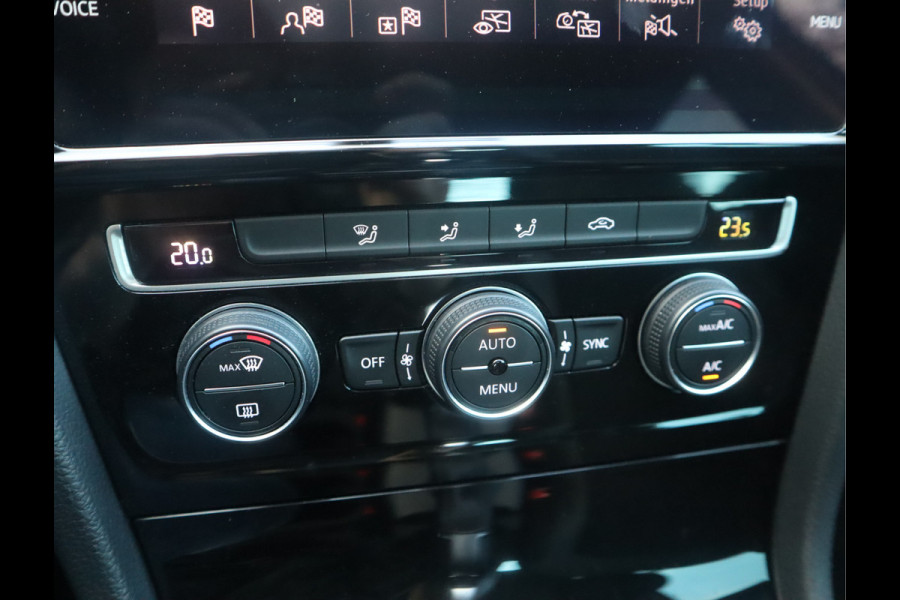 Volkswagen Golf 1.5 TSI Highline Pano / Navi / Elekramen / R-Line / Climate / Led Dealeronderhouden