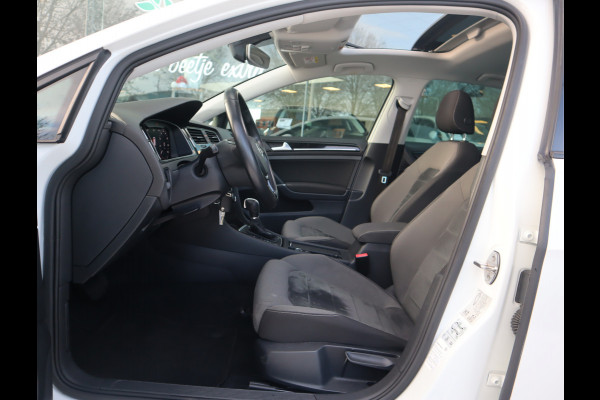 Volkswagen Golf 1.5 TSI Highline Pano / Navi / Elekramen / R-Line / Climate / Led Dealeronderhouden