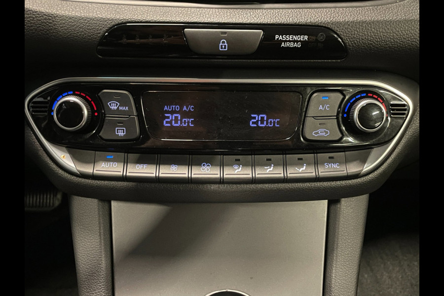 Hyundai i30 1.5 T-GDi MHEV Premium|AUTOMAAT|FULL OPTION|LEDER|ACC|ELEK.INTERIEUR|STUURVERW+STOELVERW.+VENT|APPLE CARPLAY|CAMERA|NL