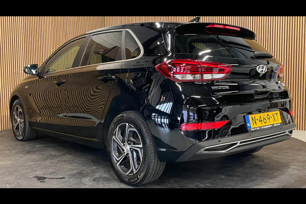 Hyundai i30 1.5 T-GDi MHEV Premium|AUTOMAAT|FULL OPTION|LEDER|ACC|ELEK.INTERIEUR|STUURVERW+STOELVERW.+VENT|APPLE CARPLAY|CAMERA|NL