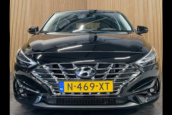 Hyundai i30 1.5 T-GDi MHEV Premium|AUTOMAAT|FULL OPTION|LEDER|ACC|ELEK.INTERIEUR|STUURVERW+STOELVERW.+VENT|APPLE CARPLAY|CAMERA|NL