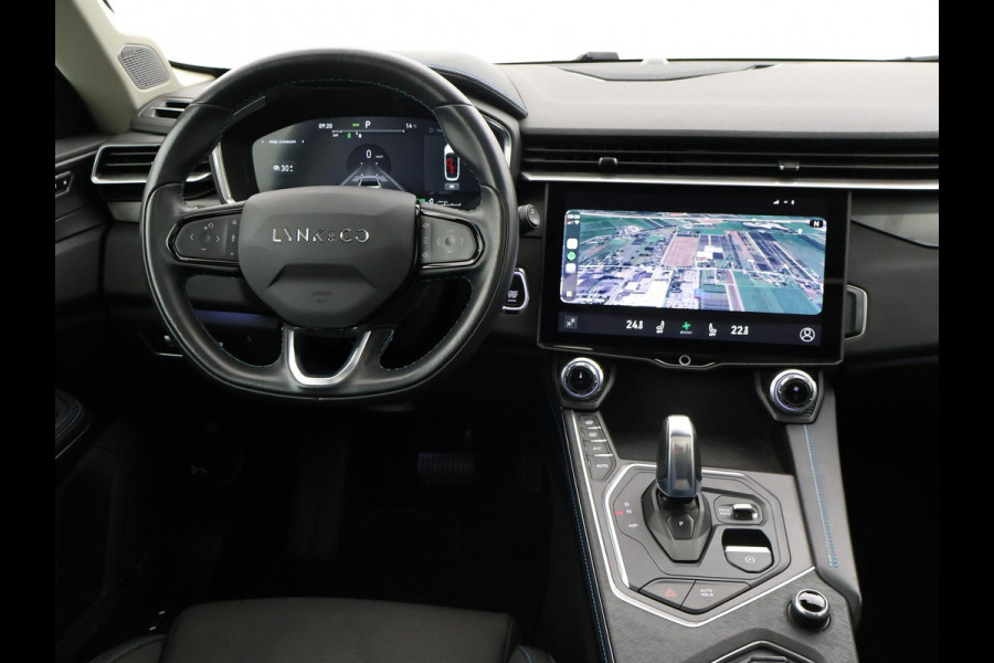 Lynk & Co 01 1.5 PLUG-IN 261 PK AUT. + PANORAMA | INFINTY AUDIO | ADAPTIVE CRUISE | CAMERA | 20 INCH | SFEERVERLICHTING