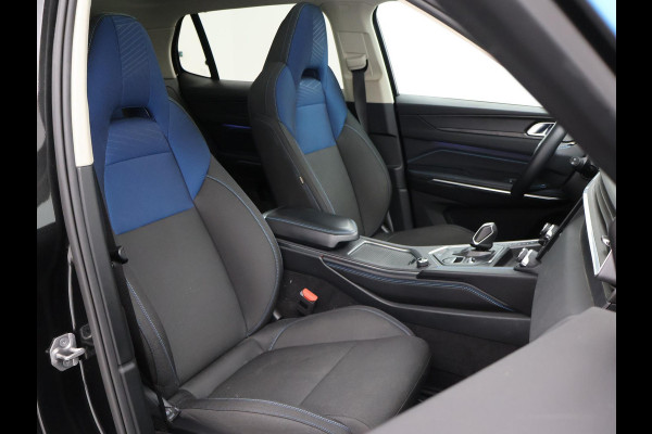 Lynk & Co 01 1.5 PLUG-IN 261 PK AUT. + PANORAMA | INFINTY AUDIO | ADAPTIVE CRUISE | CAMERA | 20 INCH | SFEERVERLICHTING