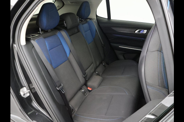 Lynk & Co 01 1.5 PLUG-IN 261 PK AUT. + PANORAMA | INFINTY AUDIO | ADAPTIVE CRUISE | CAMERA | 20 INCH | SFEERVERLICHTING