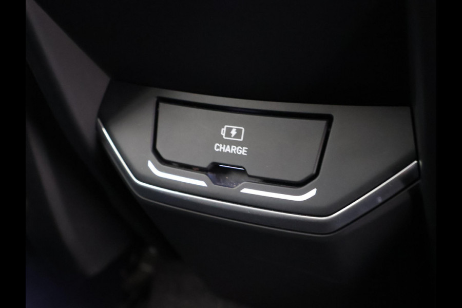 Lynk & Co 01 1.5 PLUG-IN 261 PK AUT. + PANORAMA | INFINTY AUDIO | ADAPTIVE CRUISE | CAMERA | 20 INCH | SFEERVERLICHTING