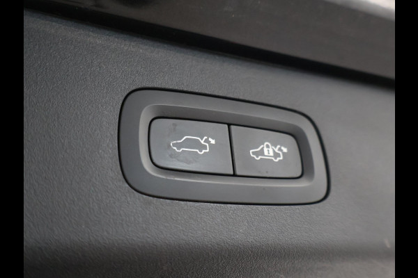 Lynk & Co 01 1.5 PLUG-IN 261 PK AUT. + PANORAMA | INFINTY AUDIO | ADAPTIVE CRUISE | CAMERA | 20 INCH | SFEERVERLICHTING