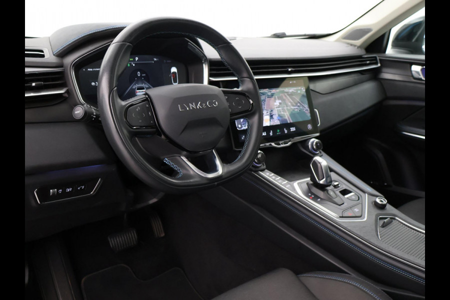 Lynk & Co 01 1.5 PLUG-IN 261 PK AUT. + PANORAMA | INFINTY AUDIO | ADAPTIVE CRUISE | CAMERA | 20 INCH | SFEERVERLICHTING