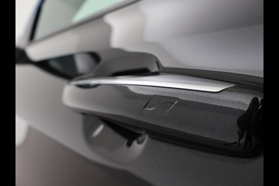 Lynk & Co 01 1.5 PLUG-IN 261 PK AUT. + PANORAMA | INFINTY AUDIO | ADAPTIVE CRUISE | CAMERA | 20 INCH | SFEERVERLICHTING