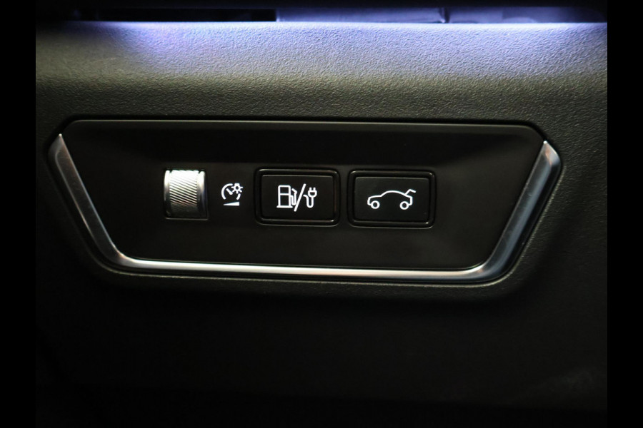 Lynk & Co 01 1.5 PLUG-IN 261 PK AUT. + PANORAMA | INFINTY AUDIO | ADAPTIVE CRUISE | CAMERA | 20 INCH | SFEERVERLICHTING