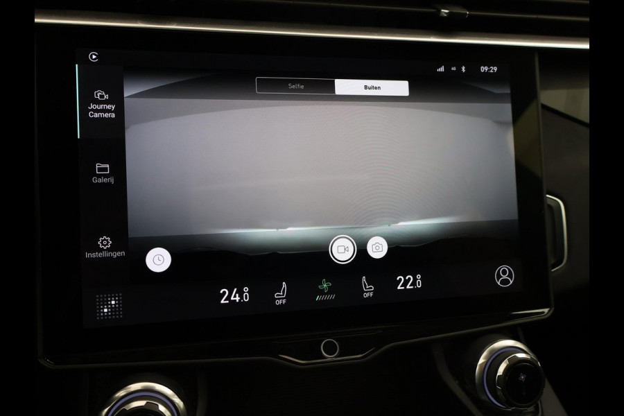 Lynk & Co 01 1.5 PLUG-IN 261 PK AUT. + PANORAMA | INFINTY AUDIO | ADAPTIVE CRUISE | CAMERA | 20 INCH | SFEERVERLICHTING