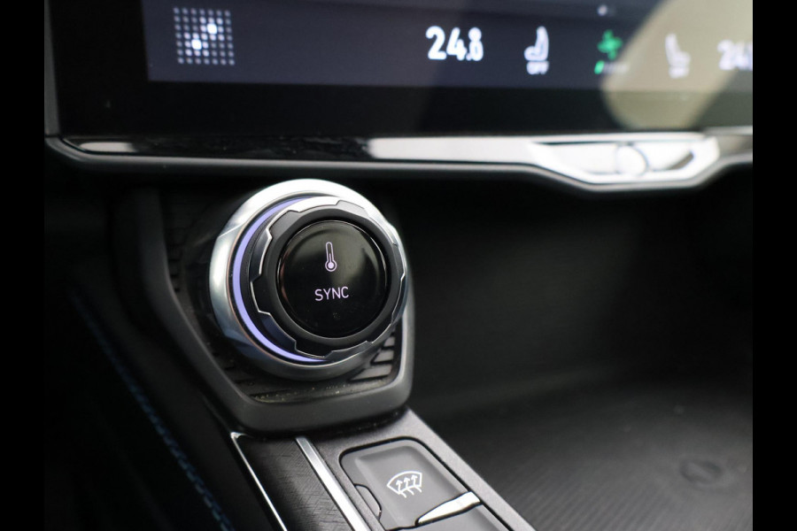 Lynk & Co 01 1.5 PLUG-IN 261 PK AUT. + PANORAMA | INFINTY AUDIO | ADAPTIVE CRUISE | CAMERA | 20 INCH | SFEERVERLICHTING