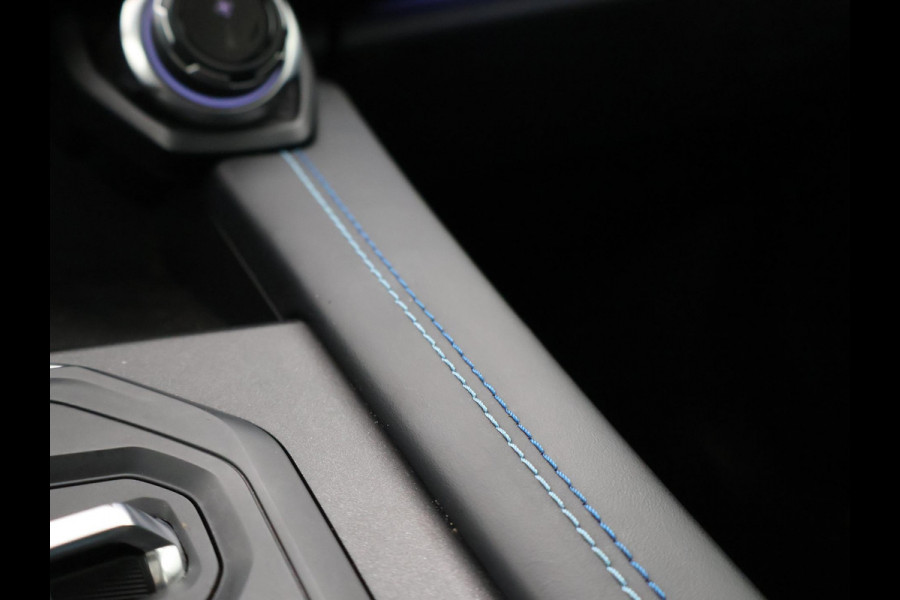 Lynk & Co 01 1.5 PLUG-IN 261 PK AUT. + PANORAMA | INFINTY AUDIO | ADAPTIVE CRUISE | CAMERA | 20 INCH | SFEERVERLICHTING