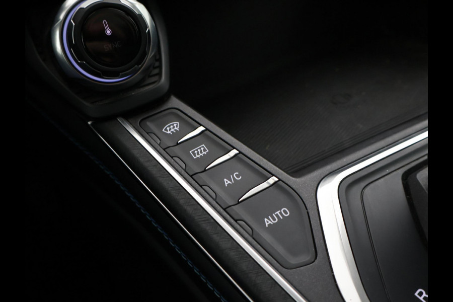 Lynk & Co 01 1.5 PLUG-IN 261 PK AUT. + PANORAMA | INFINTY AUDIO | ADAPTIVE CRUISE | CAMERA | 20 INCH | SFEERVERLICHTING