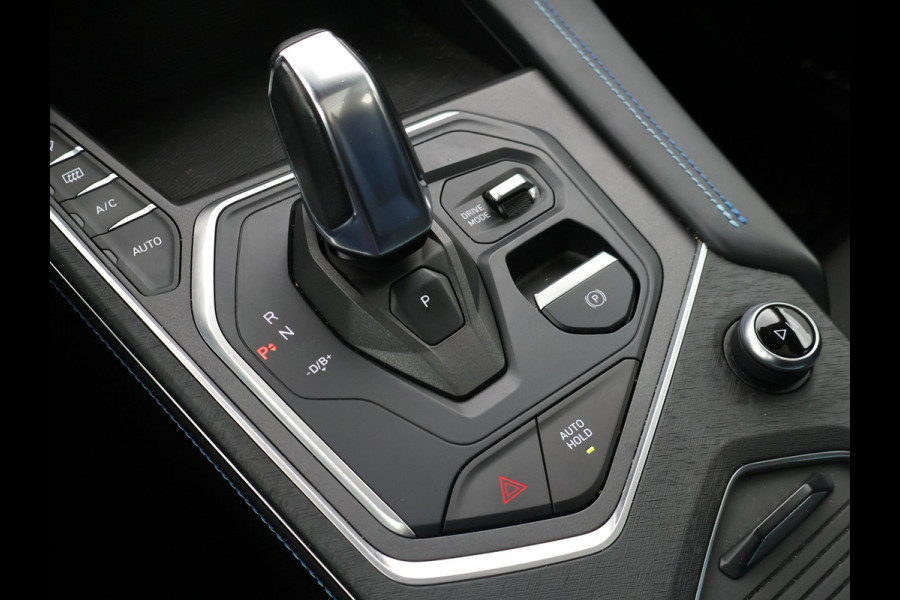 Lynk & Co 01 1.5 PLUG-IN 261 PK AUT. + PANORAMA | INFINTY AUDIO | ADAPTIVE CRUISE | CAMERA | 20 INCH | SFEERVERLICHTING