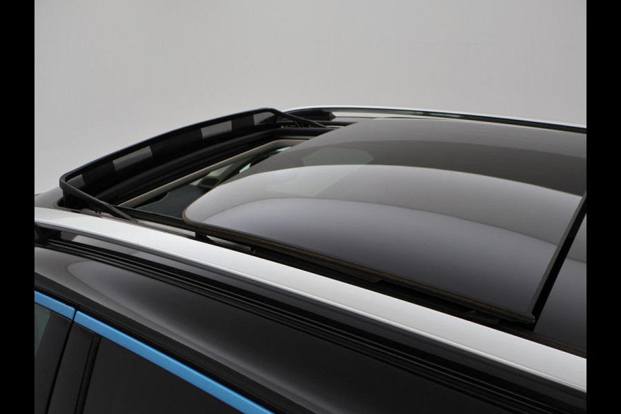 Lynk & Co 01 1.5 PLUG-IN 261 PK AUT. + PANORAMA | INFINTY AUDIO | ADAPTIVE CRUISE | CAMERA | 20 INCH | SFEERVERLICHTING