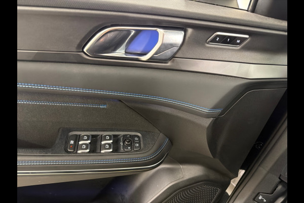 Lynk & Co 01 1.5 262pk PHEV Zwarte Hemel 360° Pano.dak Trekhaak tegen meerprijs