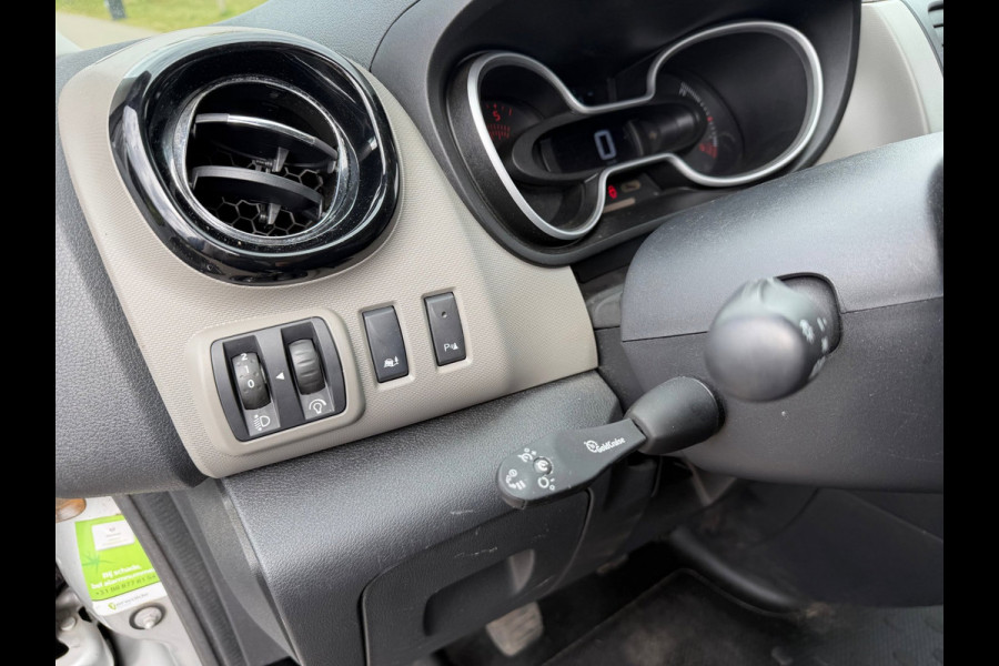 Renault Trafic Passenger 1.6 dCi L2H1| Airco | Cruise | Radio | 9 persoons |