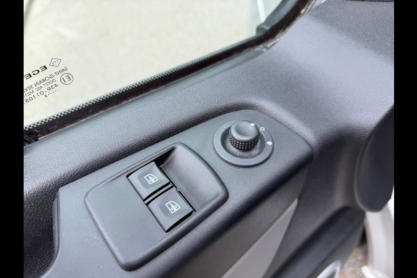 Renault Trafic Passenger 1.6 dCi L2H1| Airco | Cruise | Radio | 9 persoons |