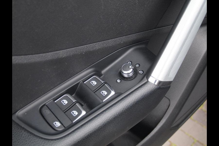 Audi Q2 1.4 TFSI CoD Design Pro Line Plus | Panoramadak | Automaat | Cruise Control | Parkeersensoren |