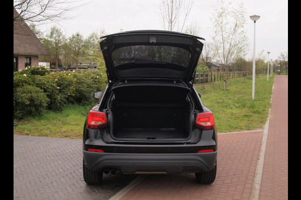 Audi Q2 1.4 TFSI CoD Design Pro Line Plus | Panoramadak | Automaat | Cruise Control | Parkeersensoren |